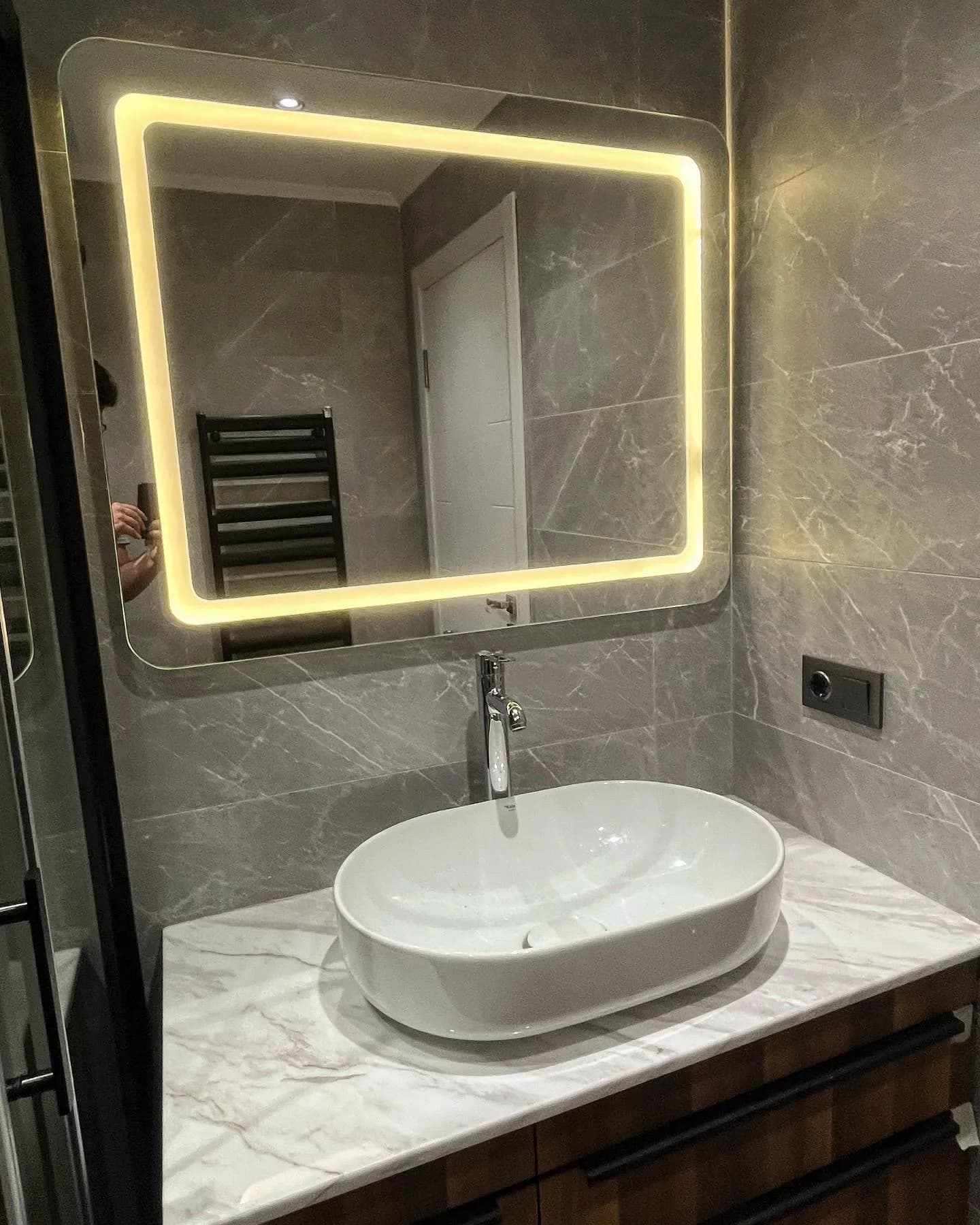 /images/Ledli Banyo Aynaları/İçten Ledli Banyo Aynası - 6.1.webp