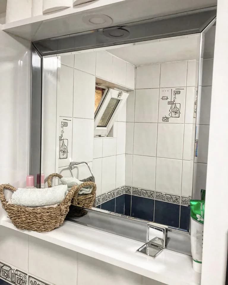 /images/Ledli Banyo Aynaları/Füme Ayna Çerçeveli Banyo Aynası - 3.1.webp